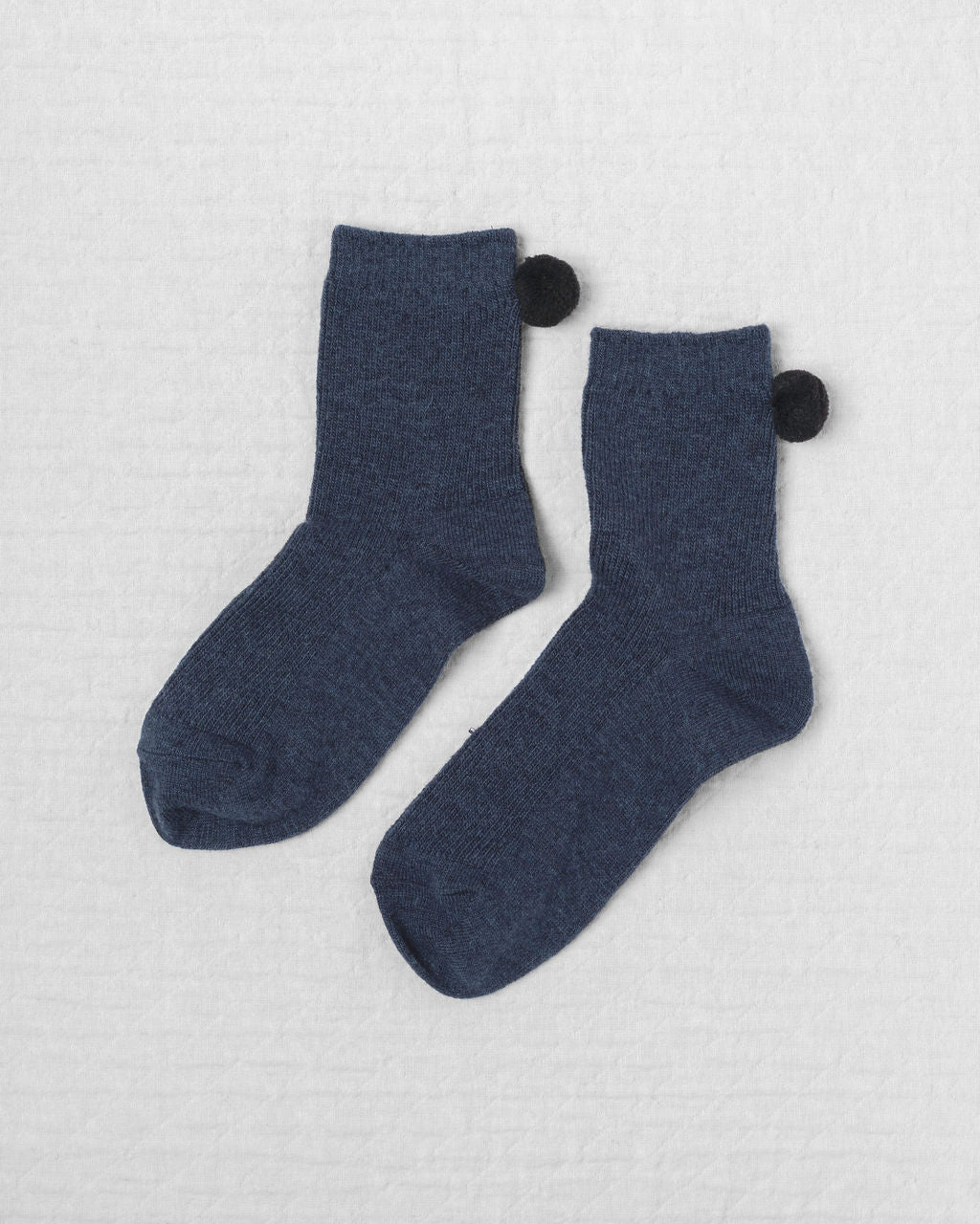 WINTER POM POM SOCKS