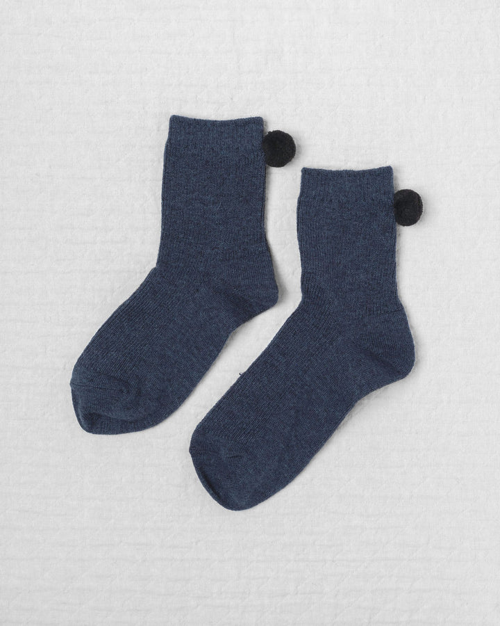 WINTER POM POM SOCKS