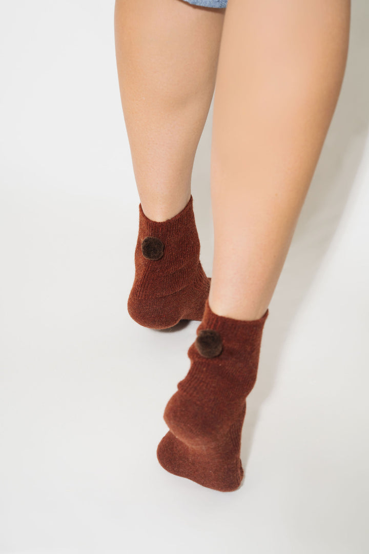 WINTER POM POM SOCKS
