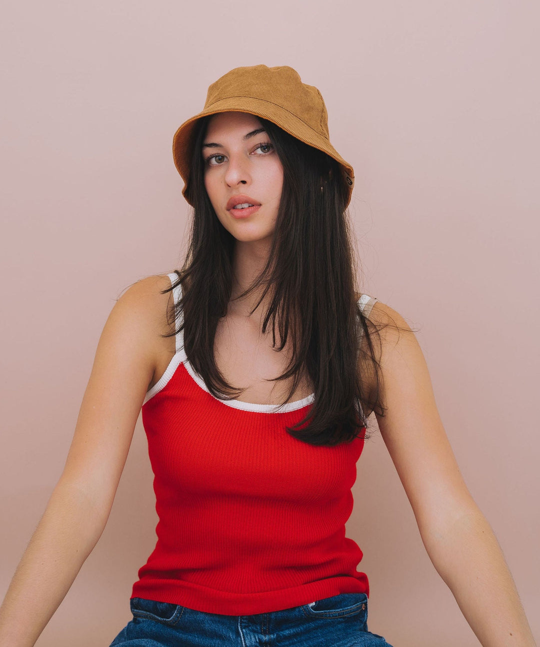 REVERSIBLE BUCKET HAT